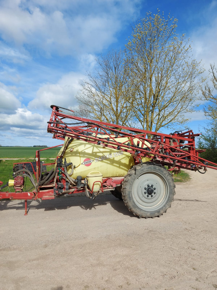 HARDI Ranger 2500 - Trailed sprayer: picture 1 HARDI Ranger 2500 - Trailed sprayer: picture 1