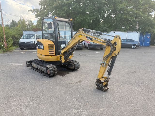 CAT 302.7 D - Mini excavator: picture 1 CAT 302.7 D - Mini excavator: picture 1