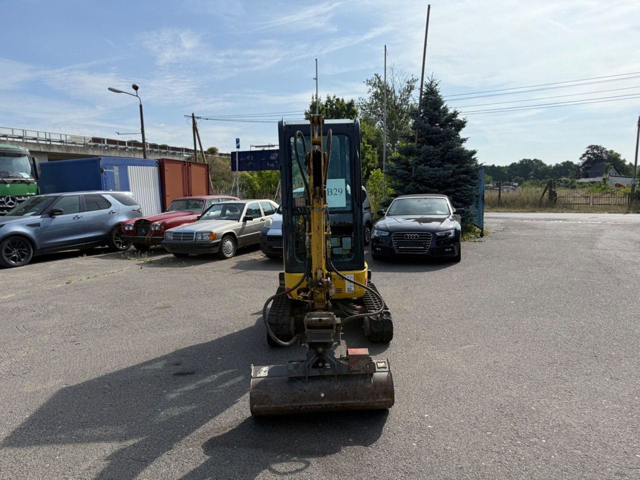 Komatsu PC 14R HS - Mini excavator: picture 1 Komatsu PC 14R HS - Mini excavator: picture 1