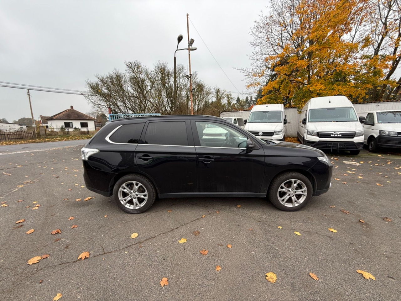 Mitsubishi Outlander 4X4 Allrad ClearTec Instyle - SUV: picture 3 Mitsubishi Outlander 4X4 Allrad ClearTec Instyle - SUV: picture 3
