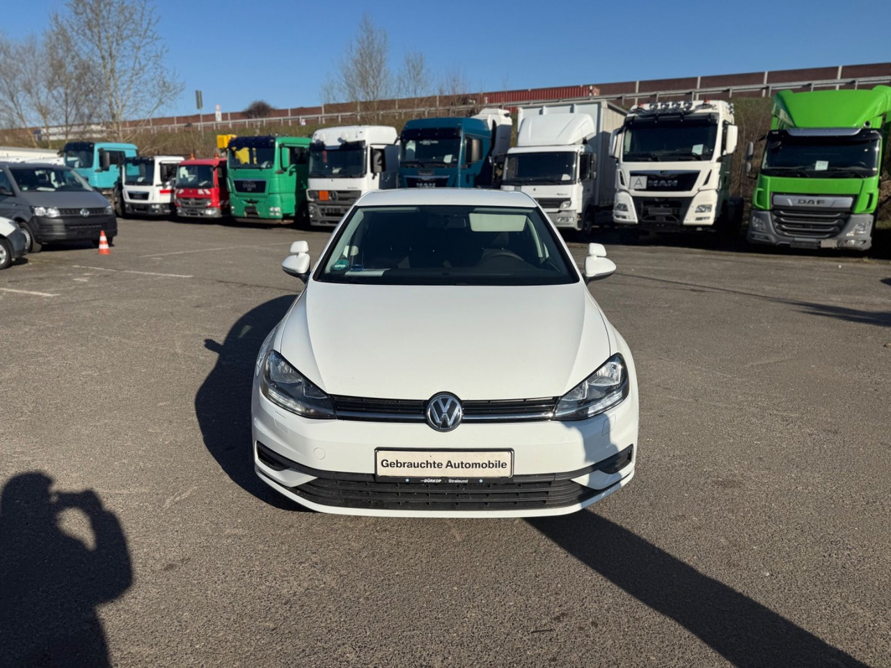 Volkswagen Golf VII Lim. Trendline BMT/Start-Stopp - Hatchback: picture 1 Volkswagen Golf VII Lim. Trendline BMT/Start-Stopp - Hatchback: picture 1