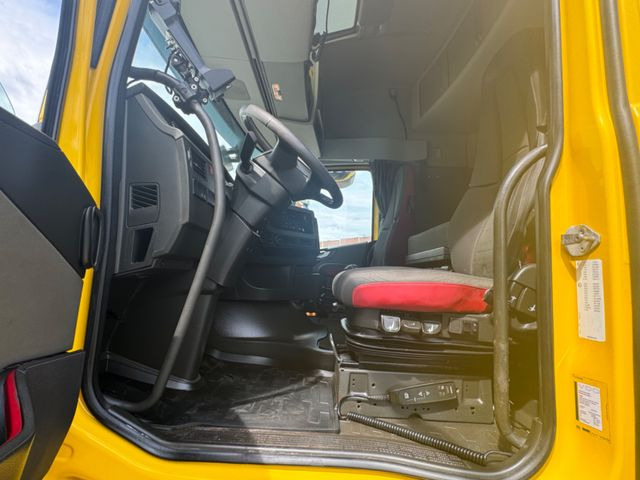 Hook lift truck Volvo FH 460: picture 9