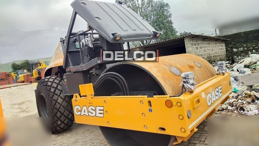 CASE 1107EX - Roller: picture 3 CASE 1107EX - Roller: picture 3