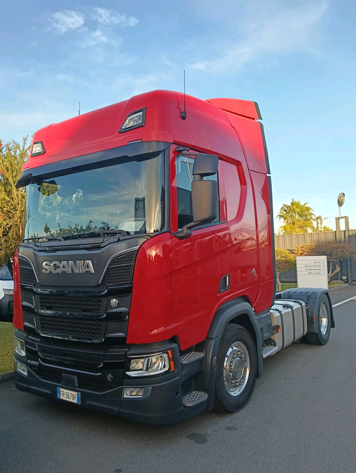 Scania R650 - Tractor truck: picture 1 Scania R650 - Tractor truck: picture 1