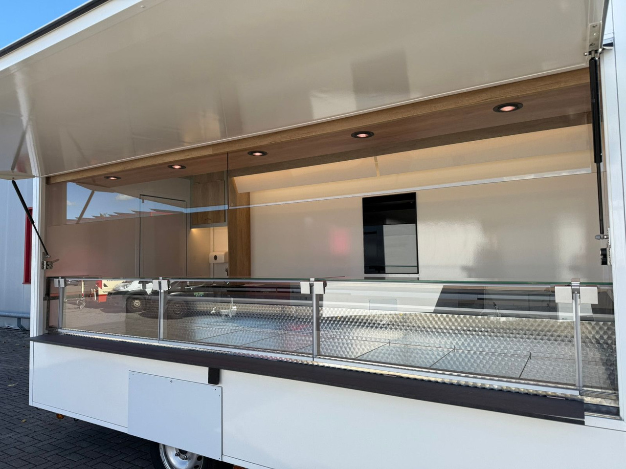 Renault ESSELMANN Verkaufsmobil - Vending truck: picture 3 Renault ESSELMANN Verkaufsmobil - Vending truck: picture 3