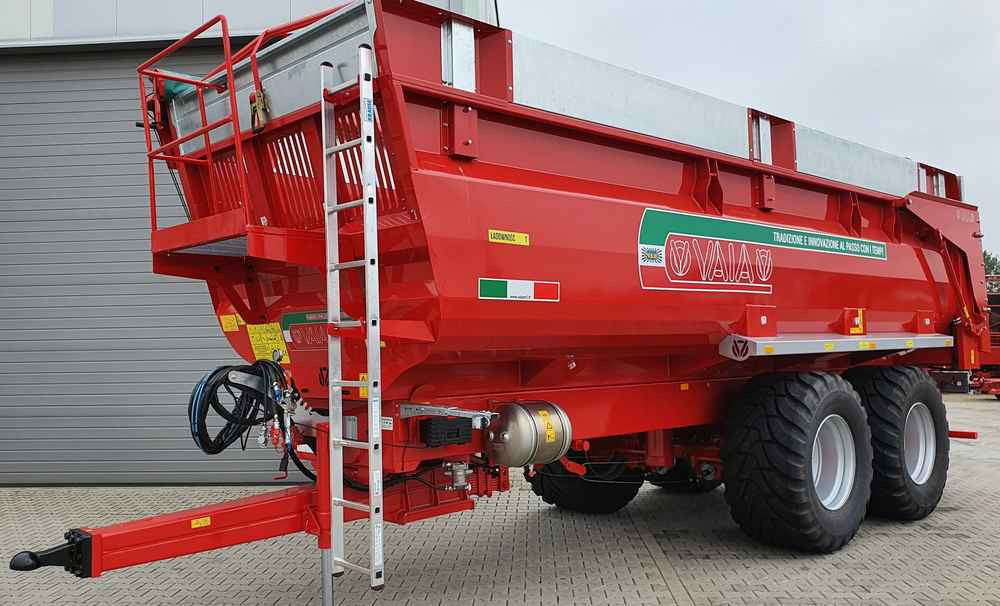 VAIA NL18 (2 axle trailer) - Tedding equipment: picture 1 VAIA NL18 (2 axle trailer) - Tedding equipment: picture 1