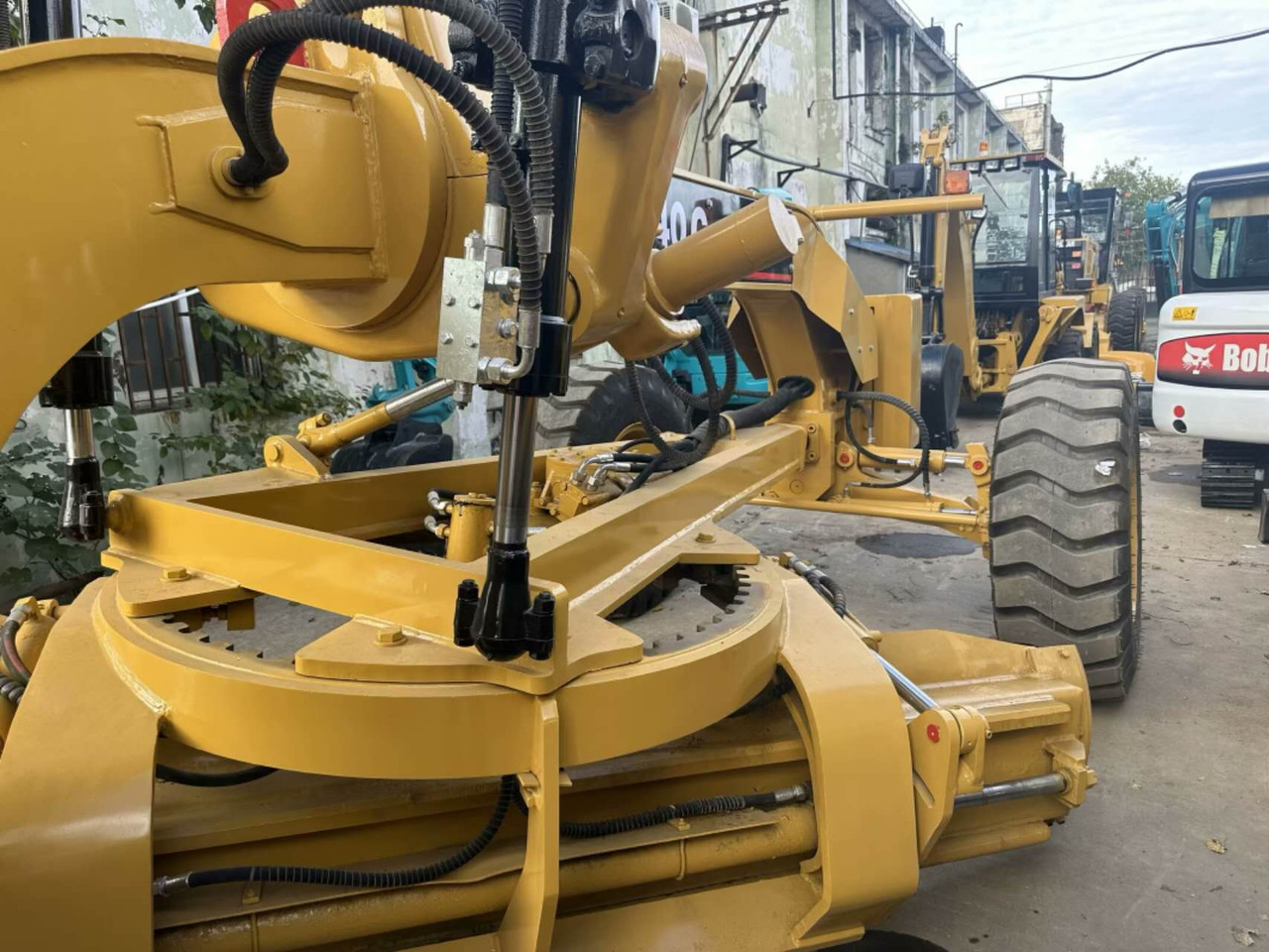 CAT 140G - Compactor: picture 3 CAT 140G - Compactor: picture 3