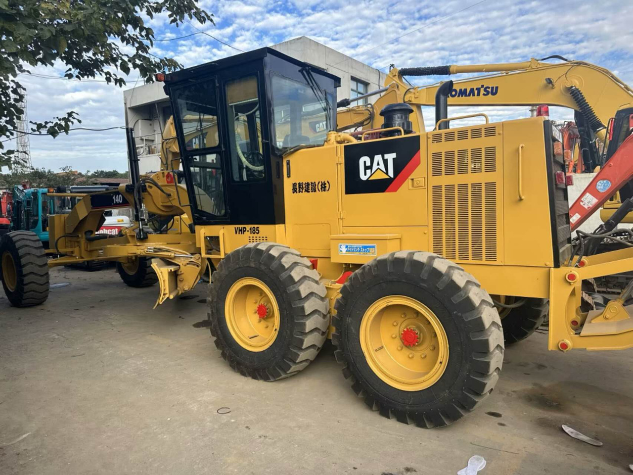 CAT 140G - Compactor: picture 1 CAT 140G - Compactor: picture 1