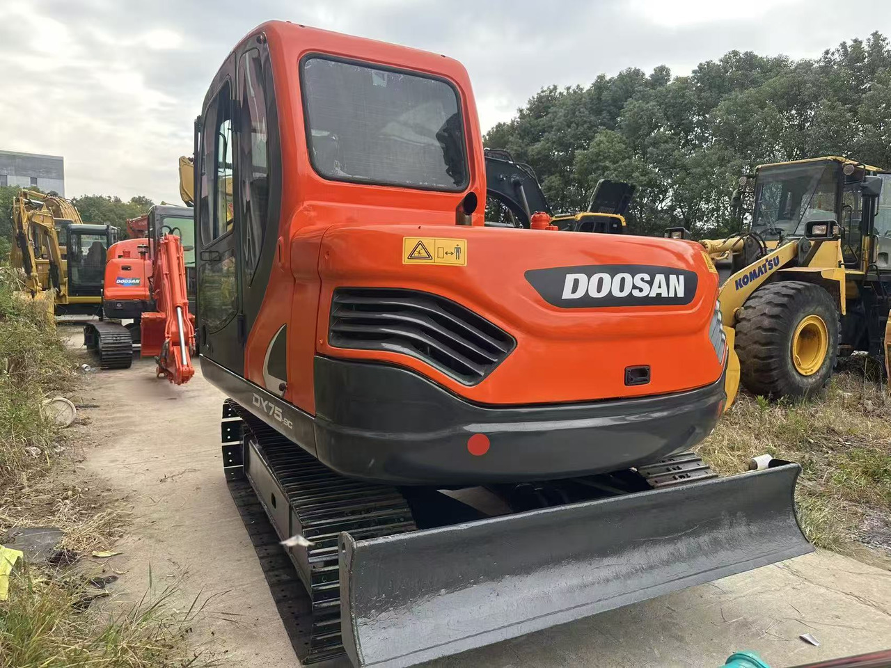 Doosan DX75 - Crawler excavator: picture 4 Doosan DX75 - Crawler excavator: picture 4