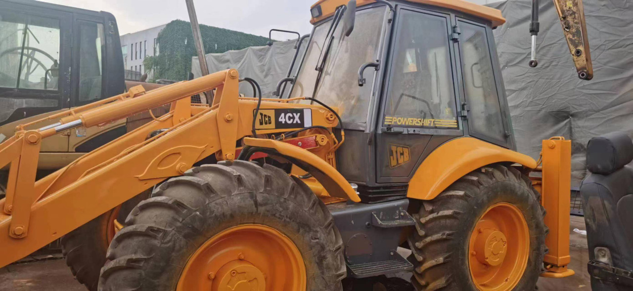 JCB 4CX - Backhoe loader: picture 2 JCB 4CX - Backhoe loader: picture 2