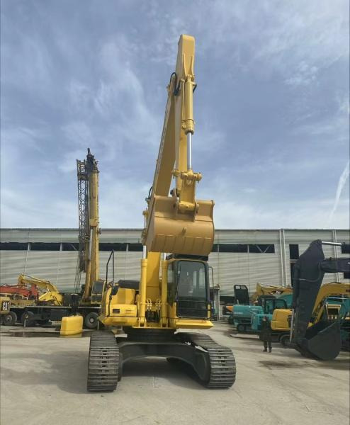 Komatsu pc300 - Crawler excavator: picture 5 Komatsu pc300 - Crawler excavator: picture 5