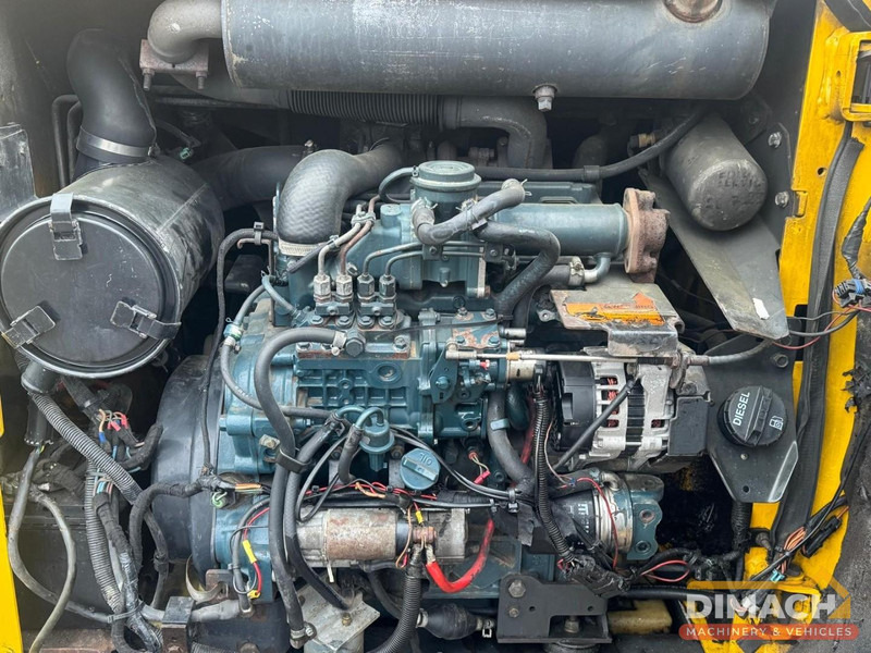 Loader Bobcat S185 Schranklader - 4 cil. Kubota motor - high flow - laadbak - CE keurmerk: picture 12 Loader Bobcat S185 Schranklader - 4 cil. Kubota motor - high flow - laadbak - CE keurmerk: picture 12