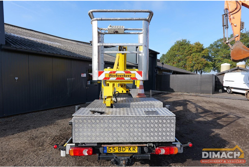 Nissan Cabstar E Sky high autohoogwerker 12meter elektrisch bedienbaar. manbak capaciteit 215kilo - Commercial truck: picture 5 Nissan Cabstar E Sky high autohoogwerker 12meter elektrisch bedienbaar. manbak capaciteit 215kilo - Commercial truck: picture 5