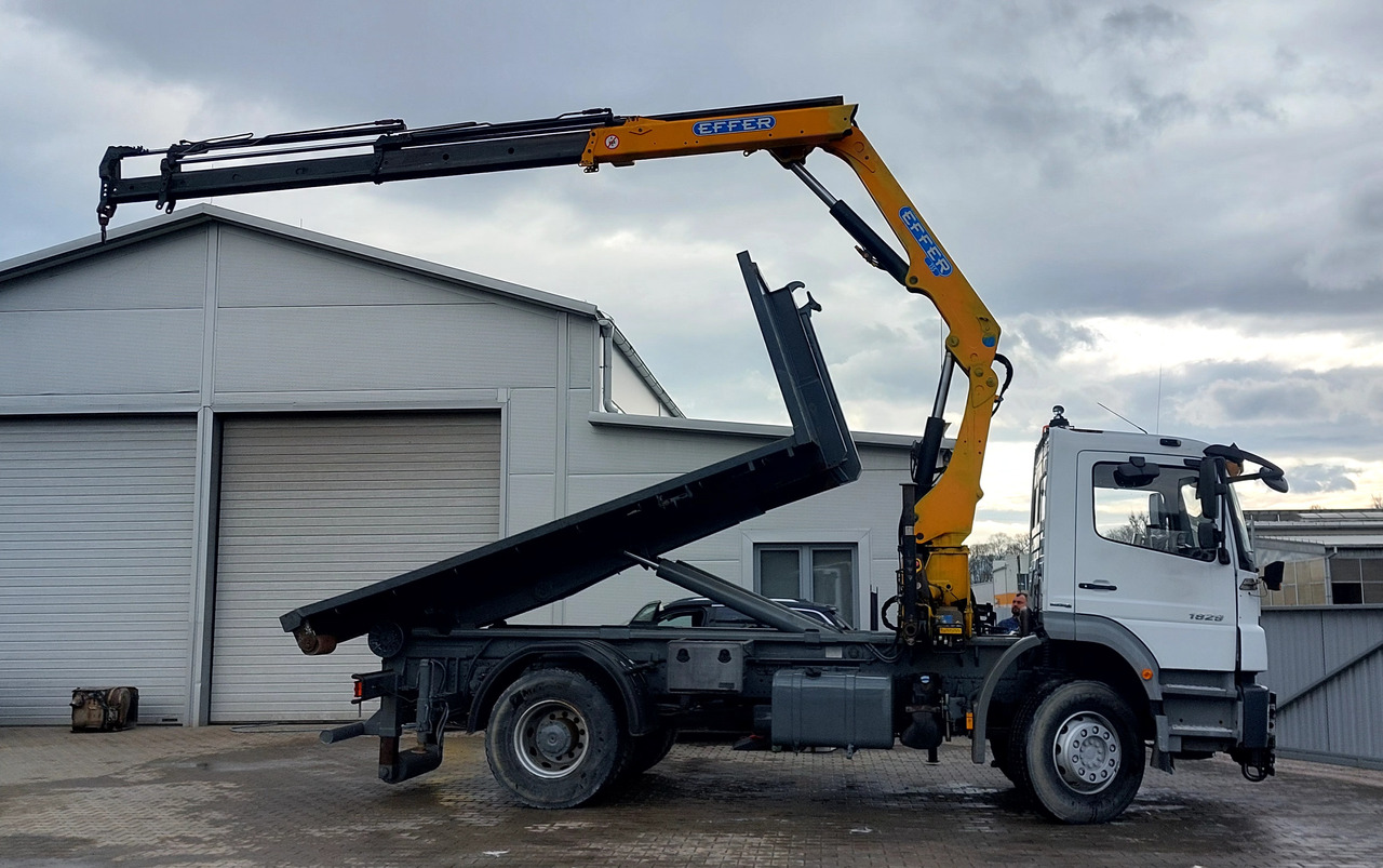 Hook lift truck, Crane truck MERCEDES-BENZ Axor 1829 HDS Hakowiec UDT 150tys km Czolownica  Wywrot: picture 13