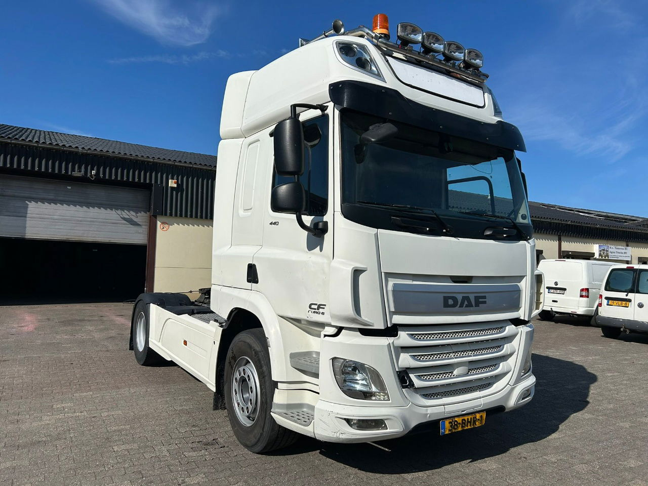 DAF CF 440 436pk / APK / Euro 6 / bj. 2016 - Tractor truck: picture 2 DAF CF 440 436pk / APK / Euro 6 / bj. 2016 - Tractor truck: picture 2