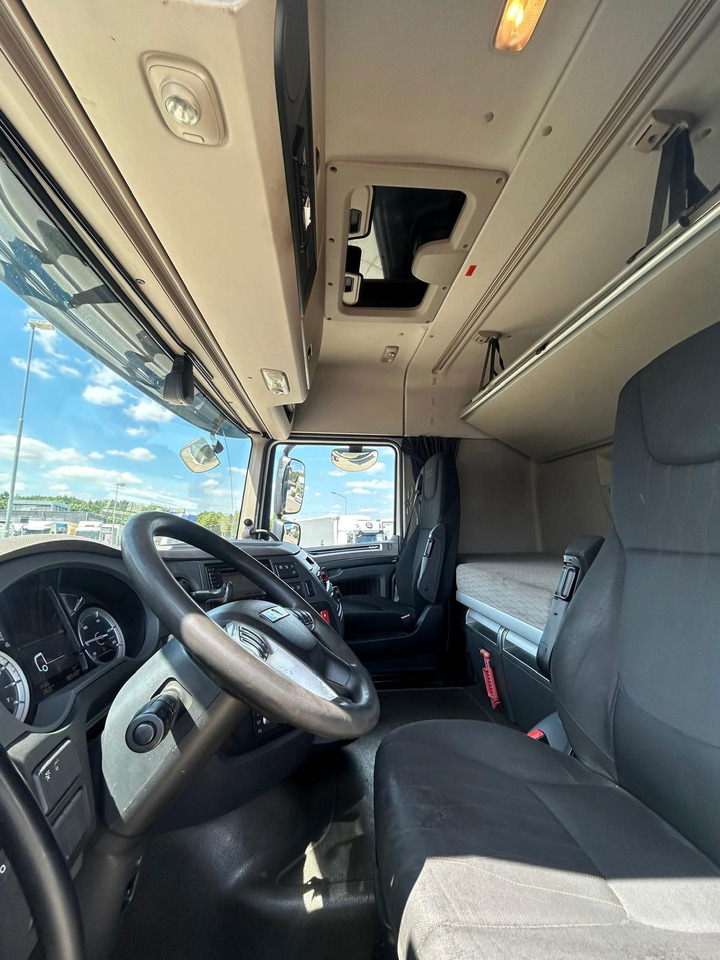 DAF XF 480 bj. 2018 / Euro 6 / Automaat/ Smart 2 tacho - Tractor truck: picture 1 DAF XF 480 bj. 2018 / Euro 6 / Automaat/ Smart 2 tacho - Tractor truck: picture 1