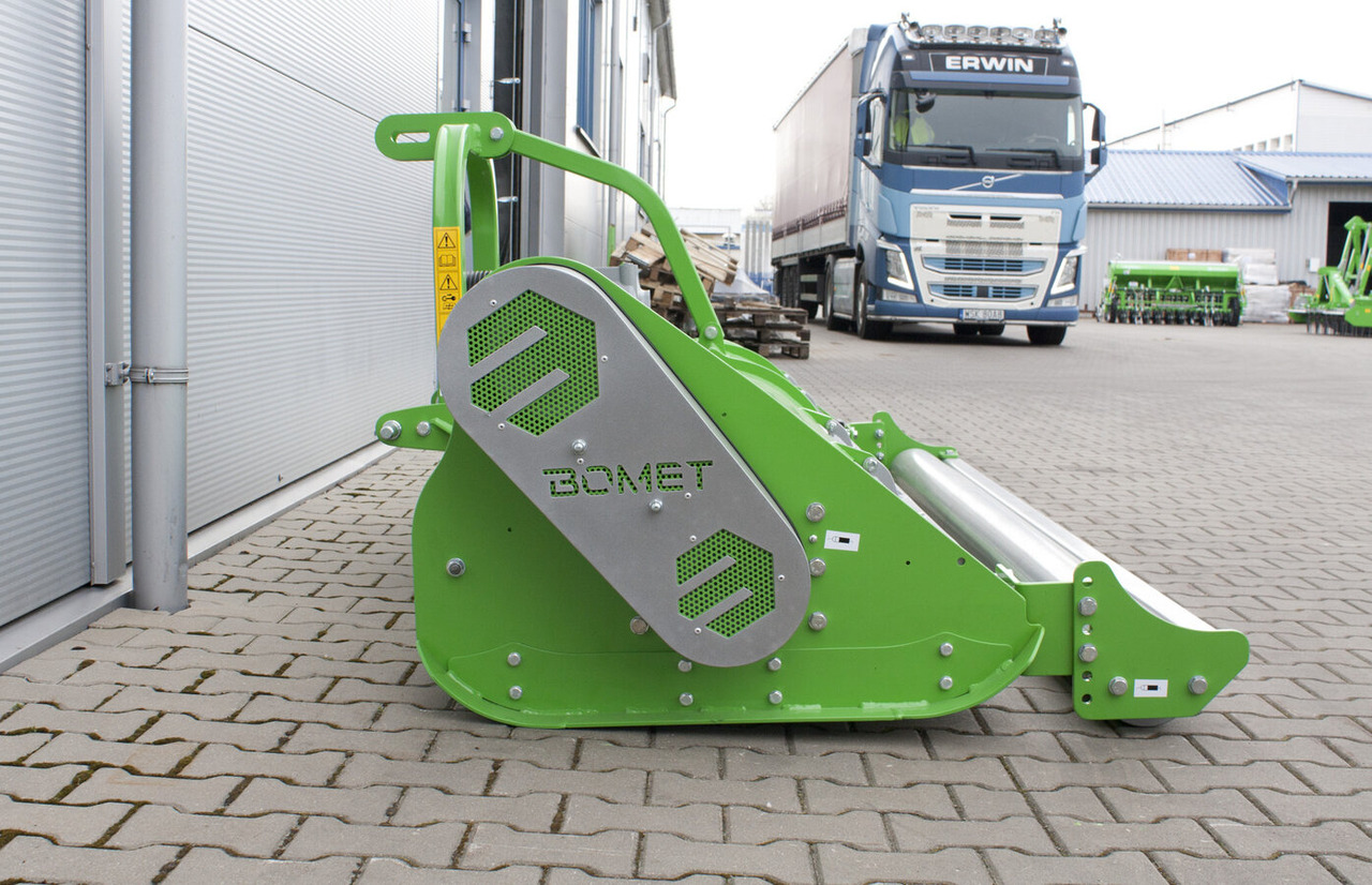 BOMET Schlegelmäher / Flail mower / Faucheuse à fléaux / Kosiarka bijakowa 2,8 m - Flail mower: picture 4 BOMET Schlegelmäher / Flail mower / Faucheuse à fléaux / Kosiarka bijakowa 2,8 m - Flail mower: picture 4