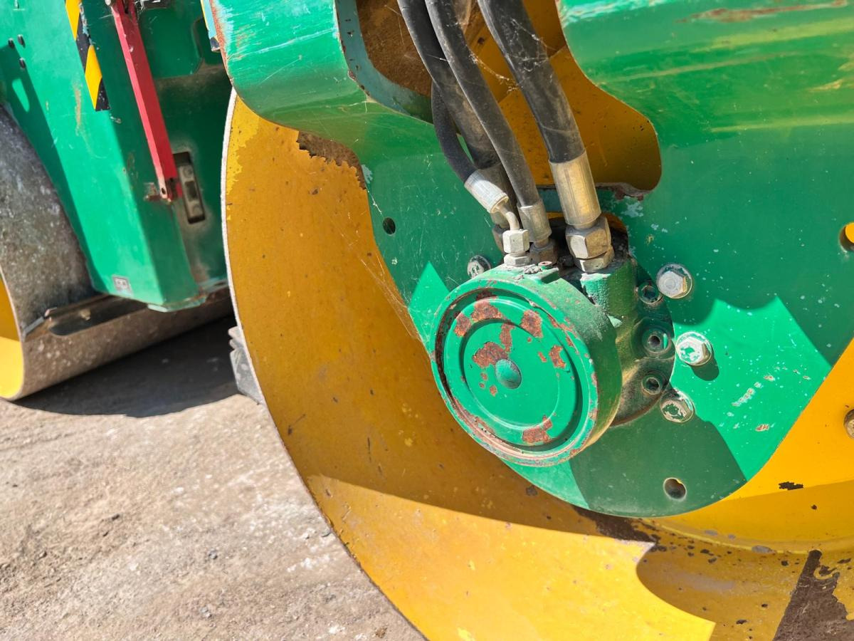 Road roller Ammann AV26-2 COMPACTEUR ROULEAU TANDEM VIBRANT ARTICULÉ: picture 14