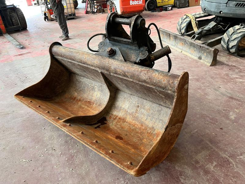 THIERE GODET CURAGE INCLINABLE TILT POUR PELLE DE 20T - Excavator bucket: picture 3 THIERE GODET CURAGE INCLINABLE TILT POUR PELLE DE 20T - Excavator bucket: picture 3