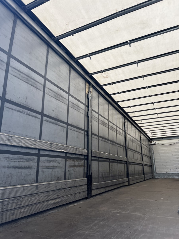 Schmitz Cargobull - Curtainsider semi-trailer: picture 5 Schmitz Cargobull - Curtainsider semi-trailer: picture 5