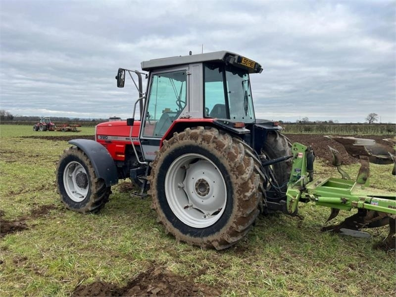Massey Ferguson 3120 Dynashift  - Farm tractor: picture 2 Massey Ferguson 3120 Dynashift  - Farm tractor: picture 2