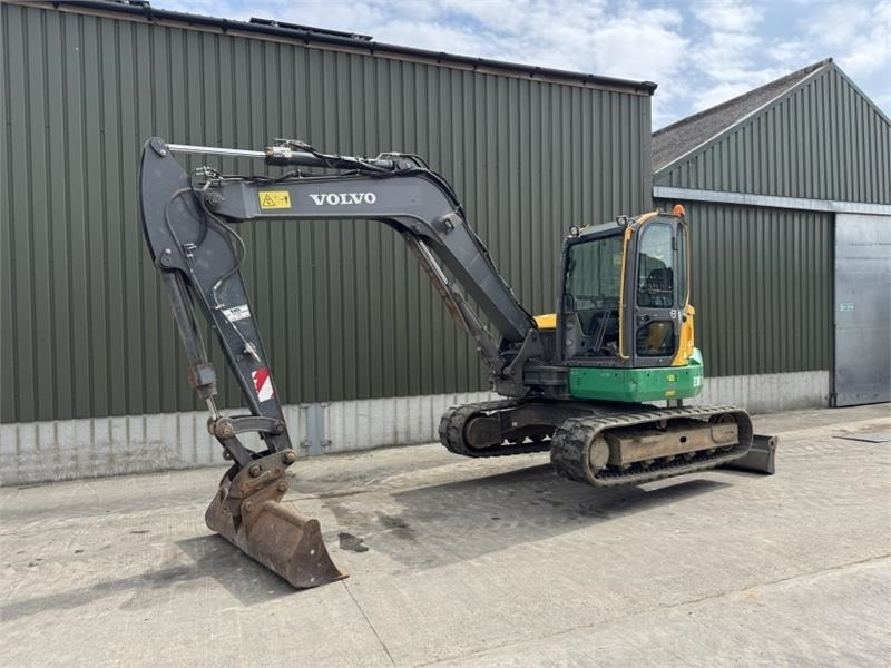 Volvo ECR88D Tracked Digger  - Articulated dumper: picture 3 Volvo ECR88D Tracked Digger  - Articulated dumper: picture 3