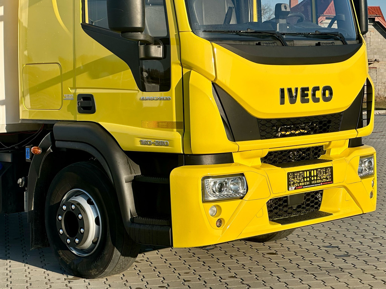 Refrigerator truck IVECO EUROCARGO 160-280 / CHŁODNIA / 6.1 M DŁUGOŚCI / 15 EUROPALET / AUTOMAT / SYPIALKA / NISKI PRZEBIEG / 16 TON DMC / CARRIER SPALINOWO - ELEKTRYCZNY / 2018 ROK: picture 10