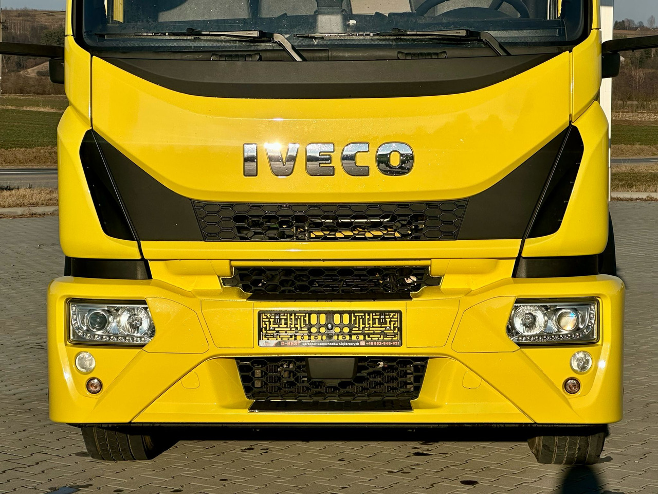 Refrigerator truck IVECO EUROCARGO 160-280 / CHŁODNIA / 6.1 M DŁUGOŚCI / 15 EUROPALET / AUTOMAT / SYPIALKA / NISKI PRZEBIEG / 16 TON DMC / CARRIER SPALINOWO - ELEKTRYCZNY / 2018 ROK: picture 14