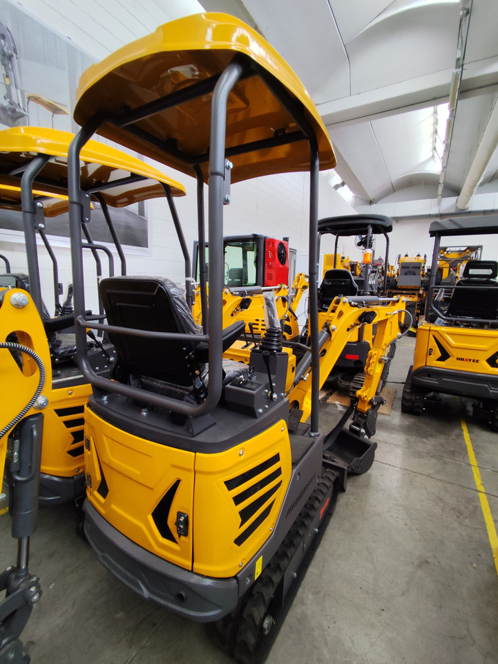 Müller Machinery Diesel Mini excavator 1.2 Tons - Müller Machinery MB 12 - SH - Mini excavator: picture 3 Müller Machinery Diesel Mini excavator 1.2 Tons - Müller Machinery MB 12 - SH - Mini excavator: picture 3