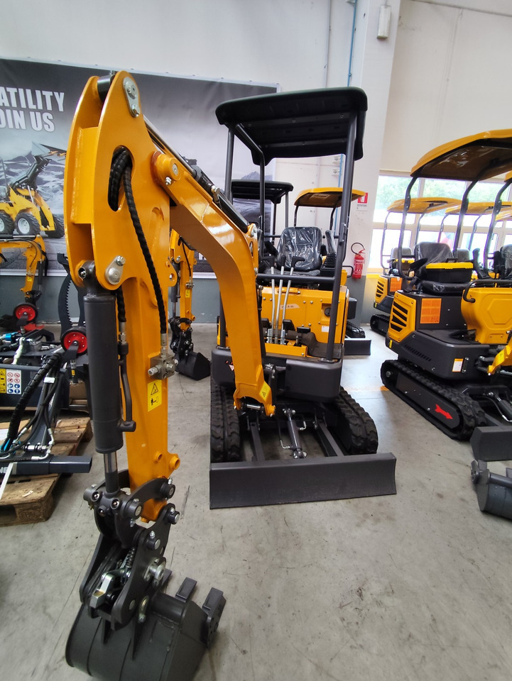 Müller Machinery Diesel Mini excavator 1.6 Ton - Müller Machinery MB 16 - SH Laidong LL380B motor - Mini excavator: picture 2 Müller Machinery Diesel Mini excavator 1.6 Ton - Müller Machinery MB 16 - SH Laidong LL380B motor - Mini excavator: picture 2