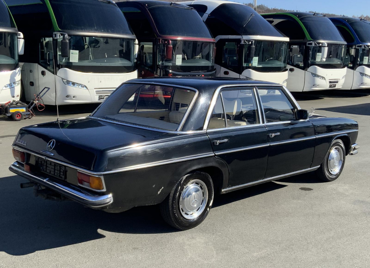 Mercedes-Benz 200 D/8 - Car: picture 4 Mercedes-Benz 200 D/8 - Car: picture 4