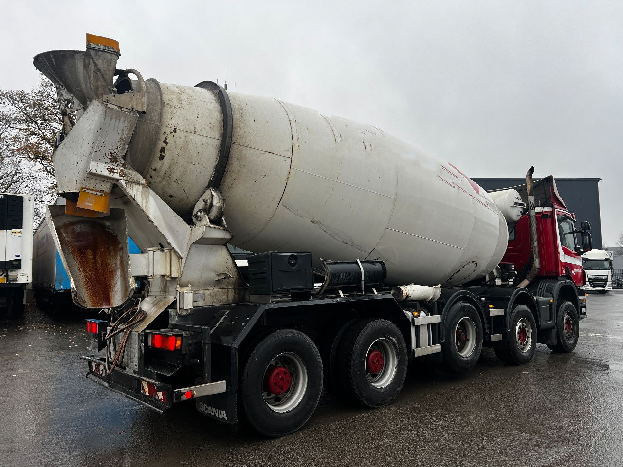 Scania P420 10x4, 15m3 Liebherr, full steel - Concrete mixer truck: picture 3 Scania P420 10x4, 15m3 Liebherr, full steel - Concrete mixer truck: picture 3