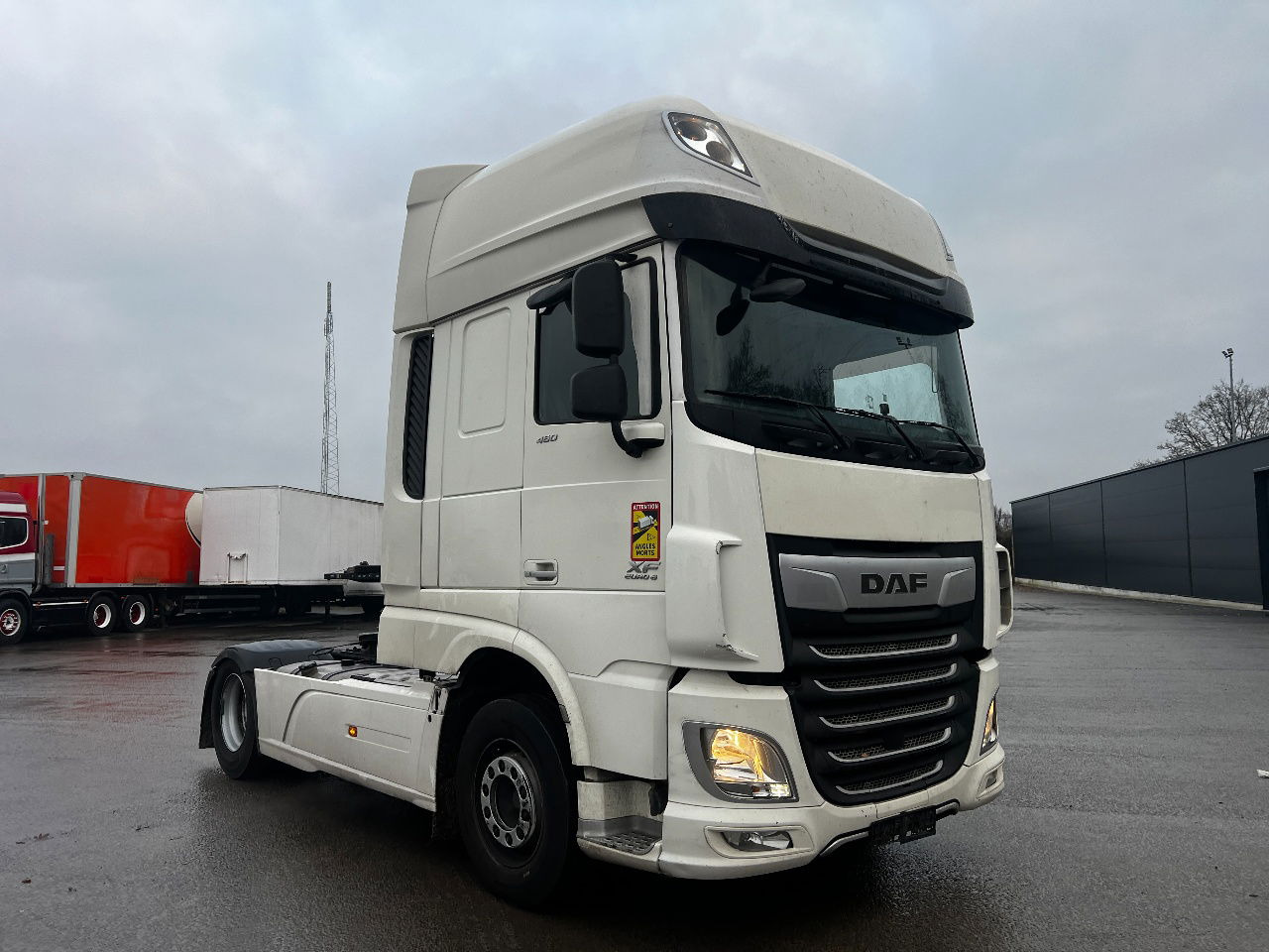 DAF XF 460 SSC, Retarder, Full spoiler - Tractor truck: picture 2 DAF XF 460 SSC, Retarder, Full spoiler - Tractor truck: picture 2