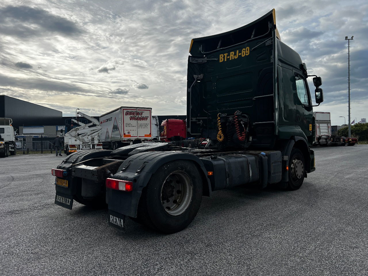 Renault Premium 410 Euro 5 - Tractor truck: picture 3 Renault Premium 410 Euro 5 - Tractor truck: picture 3