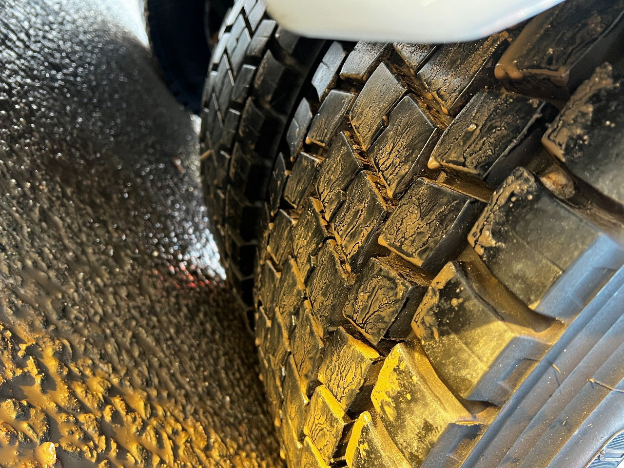 Scania R580 V8 Highline, Kind of the road - Tractor truck: picture 5 Scania R580 V8 Highline, Kind of the road - Tractor truck: picture 5