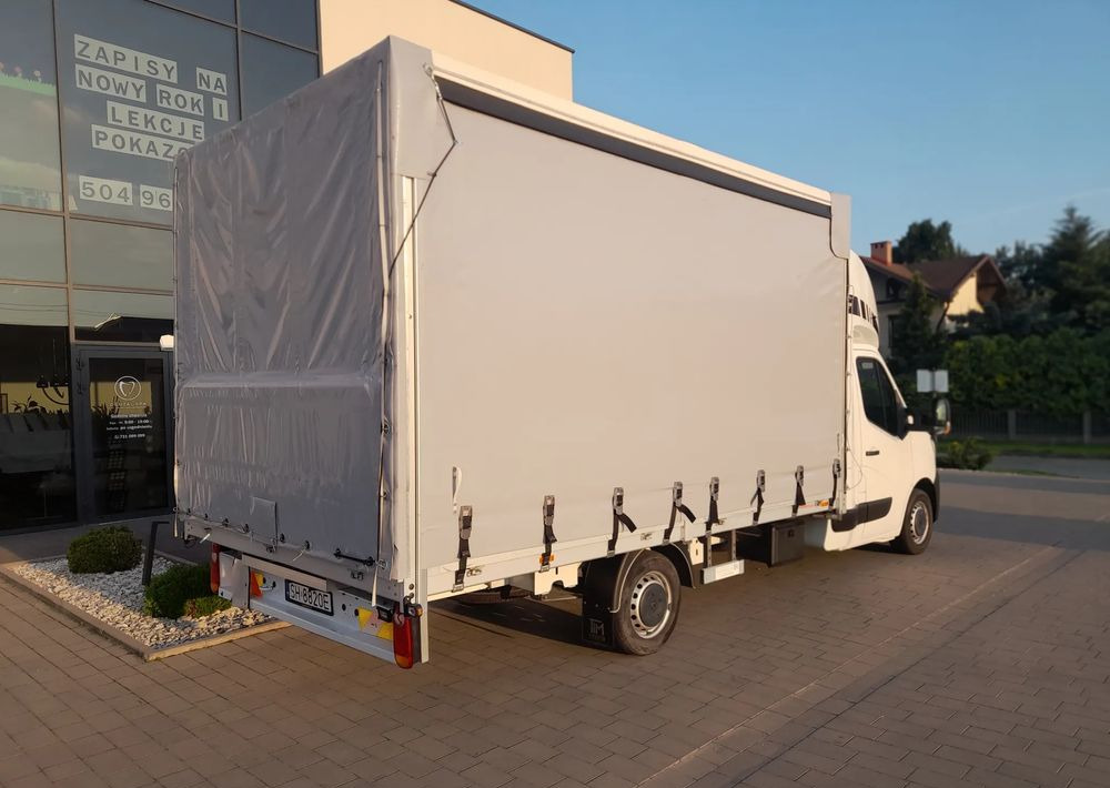 Renault Master - Curtain side van: picture 5 Renault Master - Curtain side van: picture 5