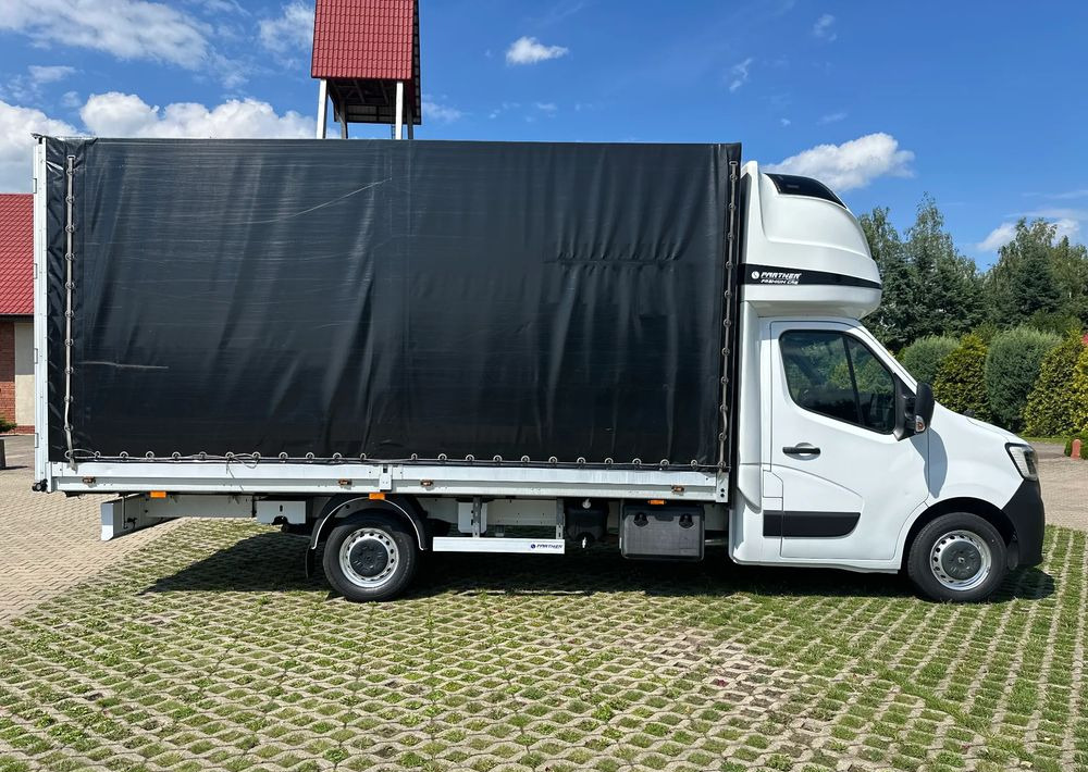 Curtain side van Renault Master: picture 9