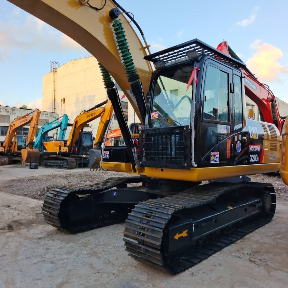 CAT 320 D - Crawler excavator: picture 2 CAT 320 D - Crawler excavator: picture 2
