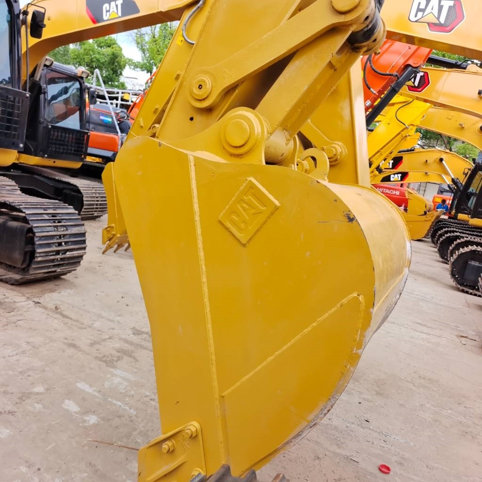 CAT 323 D - Crawler excavator: picture 3 CAT 323 D - Crawler excavator: picture 3