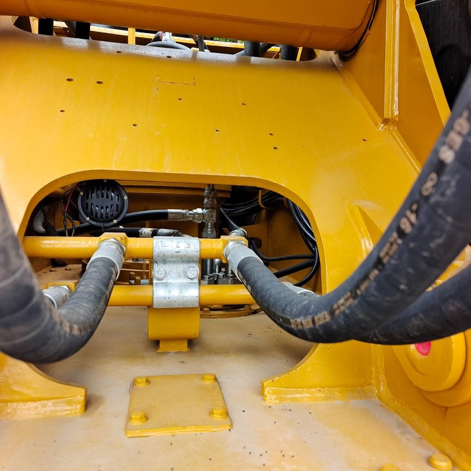 CAT 336 D2 - Crawler excavator: picture 4 CAT 336 D2 - Crawler excavator: picture 4