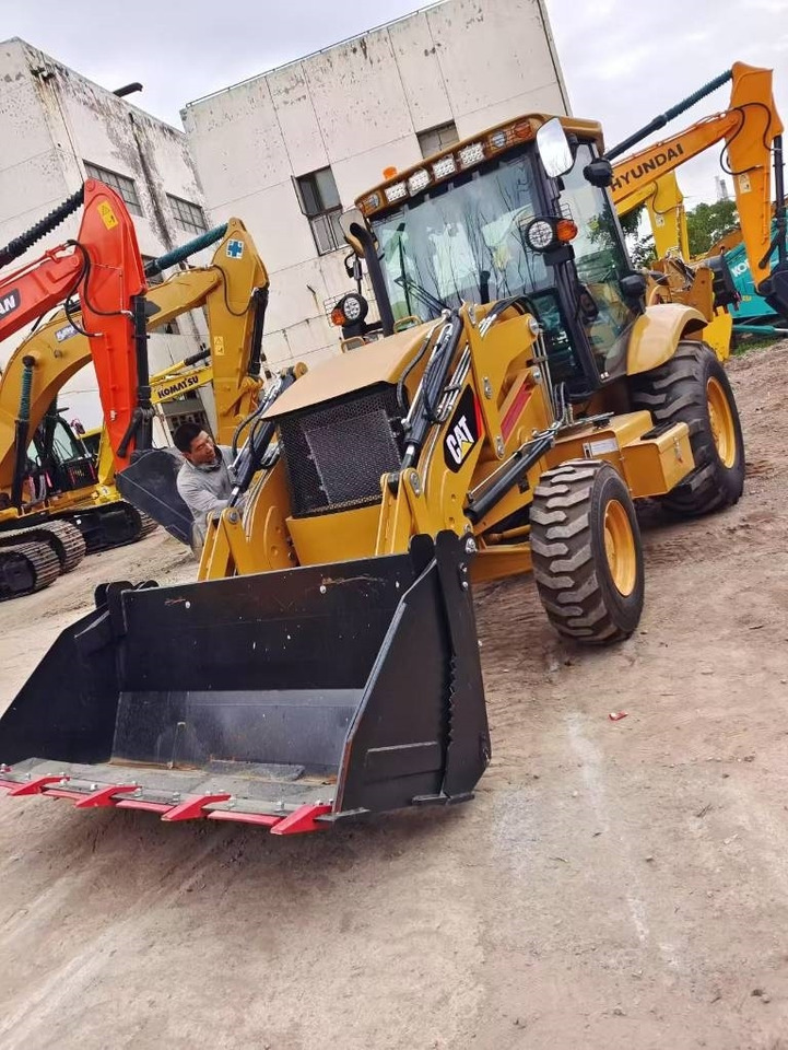 CAT 420 F 100% New - Backhoe loader: picture 5 CAT 420 F 100% New - Backhoe loader: picture 5