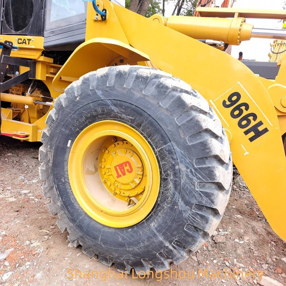 Wheel loader CAT 966H: picture 6