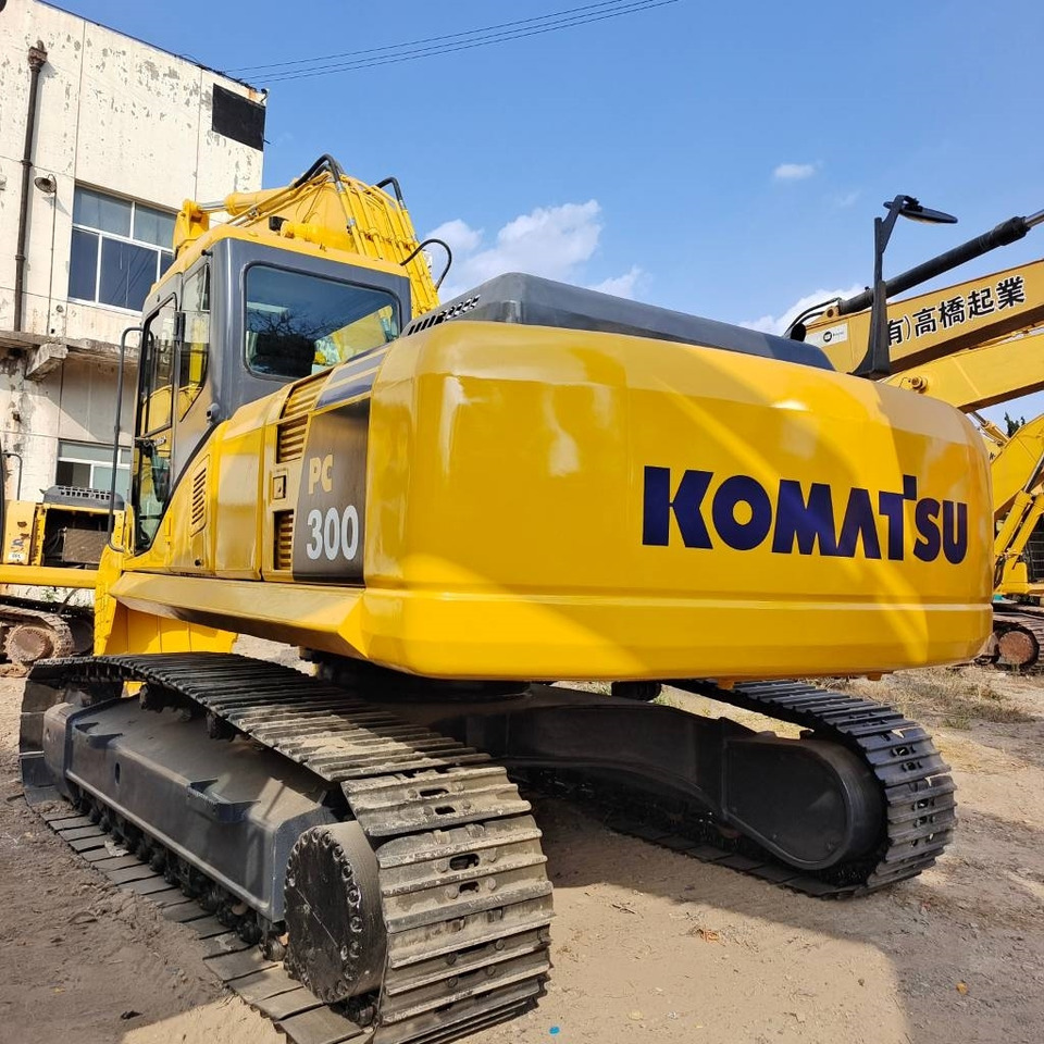 Komatsu PC 300 - Crawler excavator: picture 5 Komatsu PC 300 - Crawler excavator: picture 5