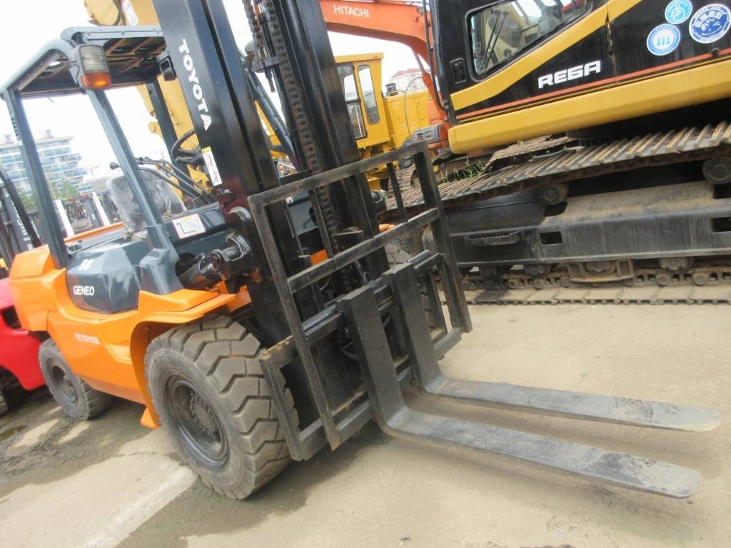 Toyota FD 50 - Diesel forklift: picture 4 Toyota FD 50 - Diesel forklift: picture 4