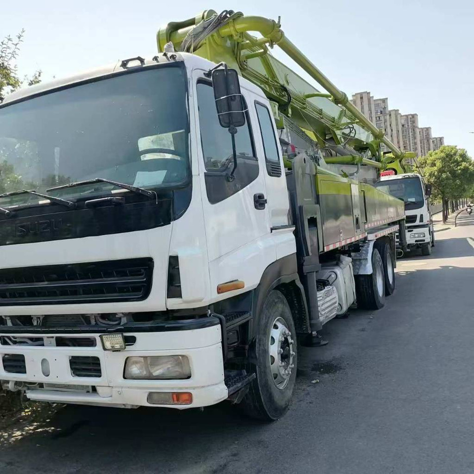 Zoomlion ZLJ5336THBSE - Concrete pump truck: picture 4 Zoomlion ZLJ5336THBSE - Concrete pump truck: picture 4