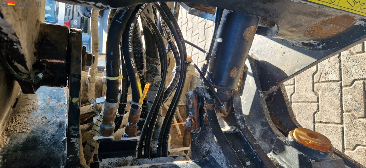 Komatsu WA 200 technisch ok. technische Wartung beim Komatsu Service - Wheel loader: picture 4 Komatsu WA 200 technisch ok. technische Wartung beim Komatsu Service - Wheel loader: picture 4