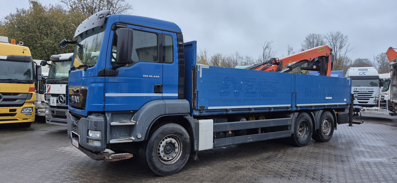 MAN 28.440 TGS 26.440 mit PK 18002 Kran - Crane truck, Dropside/ Flatbed truck: picture 1 MAN 28.440 TGS 26.440 mit PK 18002 Kran - Crane truck, Dropside/ Flatbed truck: picture 1