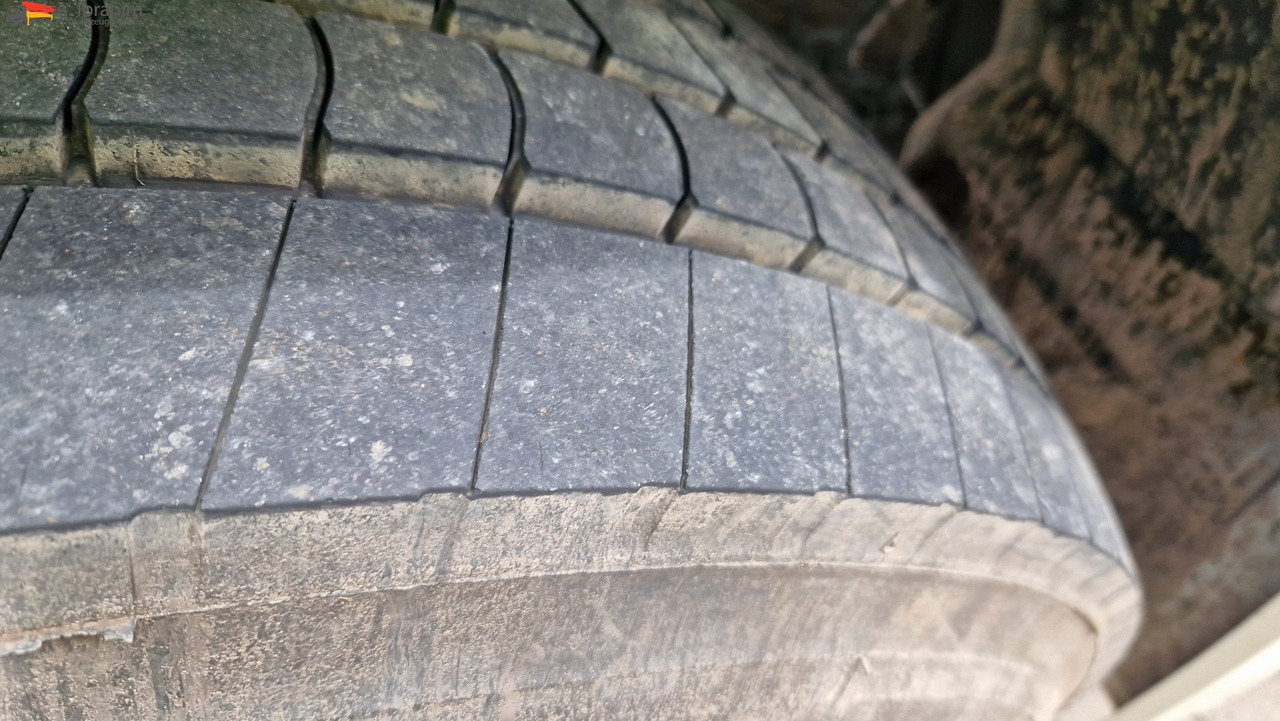 Mercedes-Benz 2541L Baustoff mit HIAB 122, Palettengabel Lift-Lenkachse, mp3 - Crane truck, Dropside/ Flatbed truck: picture 3 Mercedes-Benz 2541L Baustoff mit HIAB 122, Palettengabel Lift-Lenkachse, mp3 - Crane truck, Dropside/ Flatbed truck: picture 3