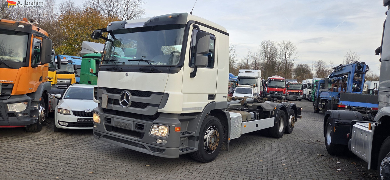 Mercedes-Benz DB 2541 Meiller RK 20.70 Lift-Lenkachse | 6x2 | mp3 - Hook lift truck: picture 1 Mercedes-Benz DB 2541 Meiller RK 20.70 Lift-Lenkachse | 6x2 | mp3 - Hook lift truck: picture 1