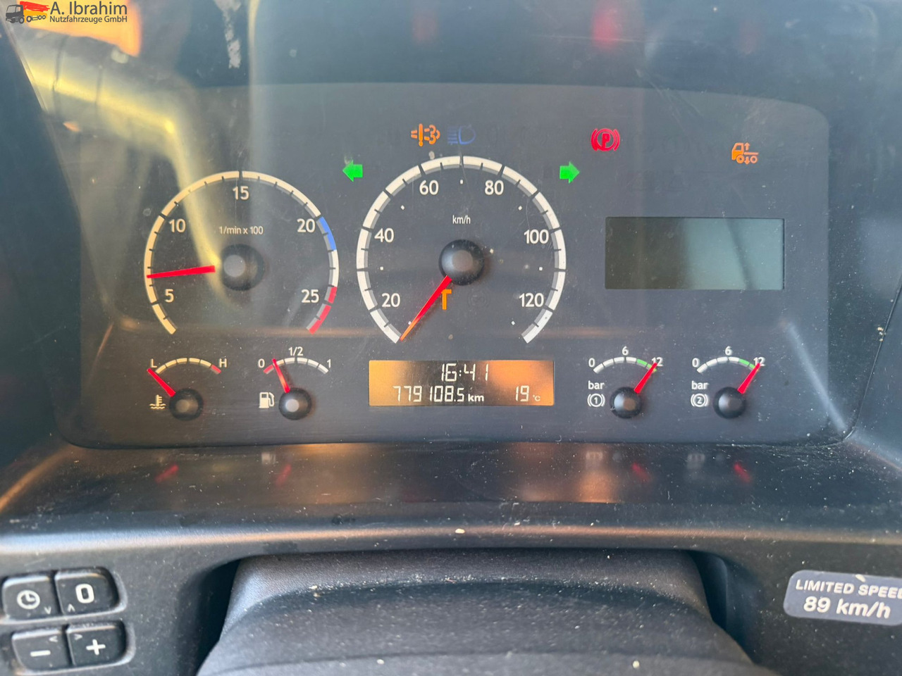 Scania B4X2 Edelstahlkipper für Tierkörperbeseitigung Kran MKG leasing Scania B4X2 Edelstahlkipper für Tierkörperbeseitigung Kran MKG: picture 14